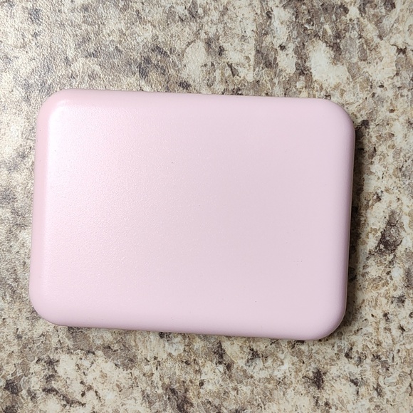 Light up pink compact mirror - Picture 4 of 6